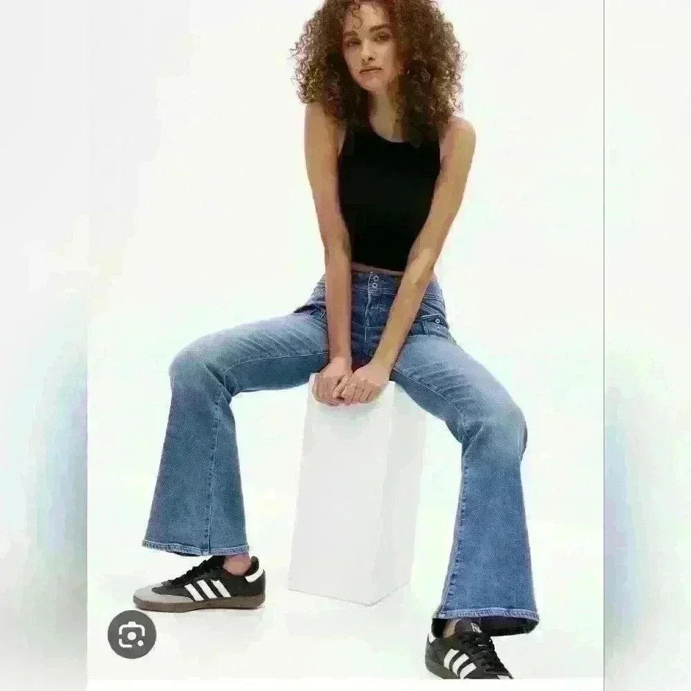 GAP LOW RISE  Y2K FLARE JEANS